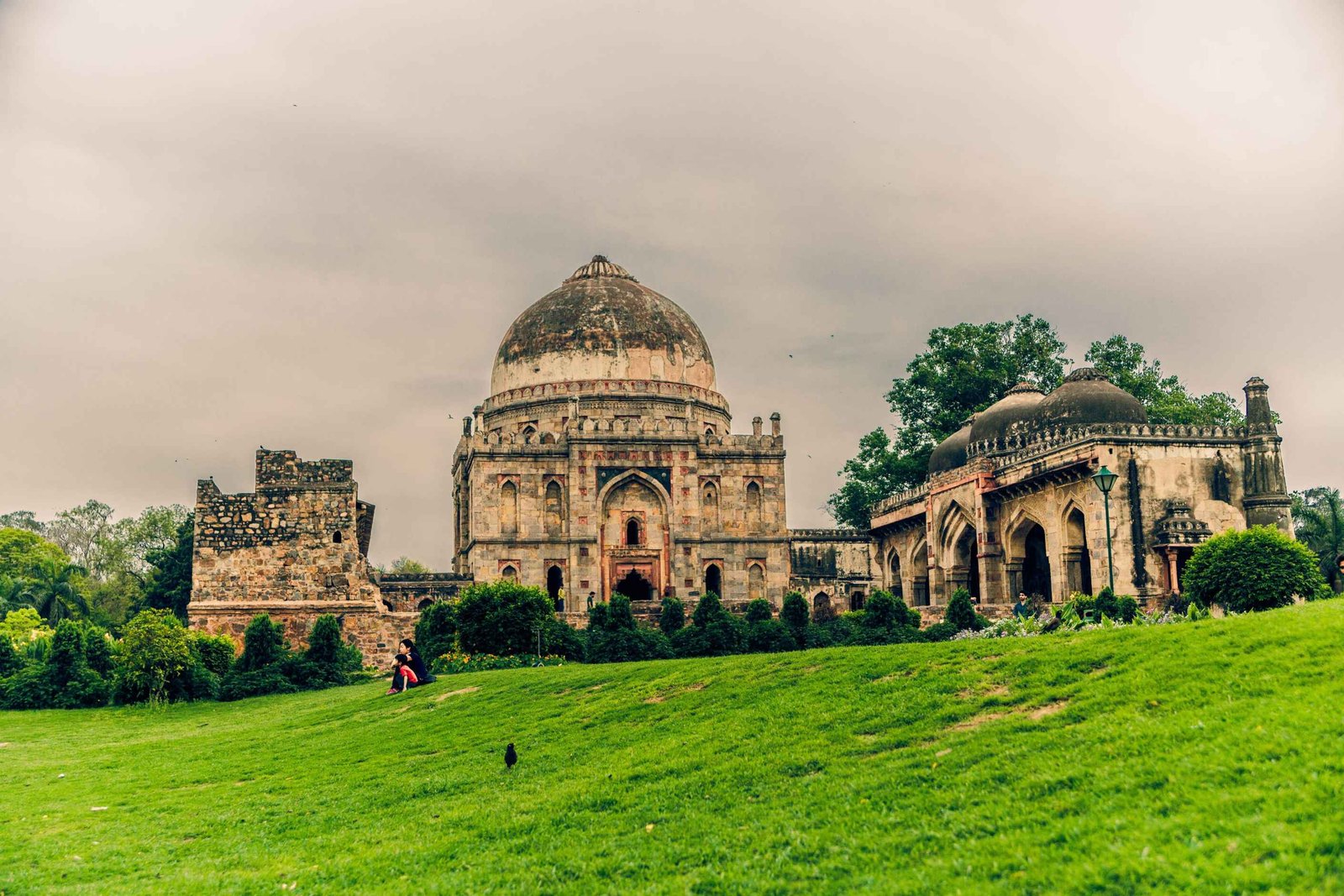Where to Find the Best Travel Agency in Delhi NCR for Your Trip