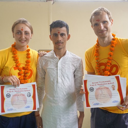 Daily Drop-In Yoga Classes in Tapovan Rishikesh | SV Yoga School thumbnail