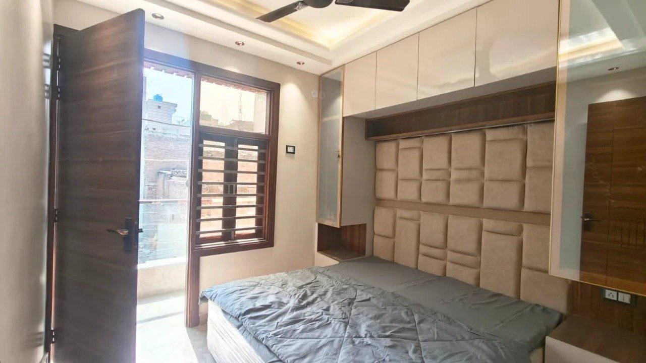 Affordable 2 BHK Residential Flat for Sale in West Delhi at ₹35 Lakhs - GURU MAHADEV REAL ESTATE thumbnail