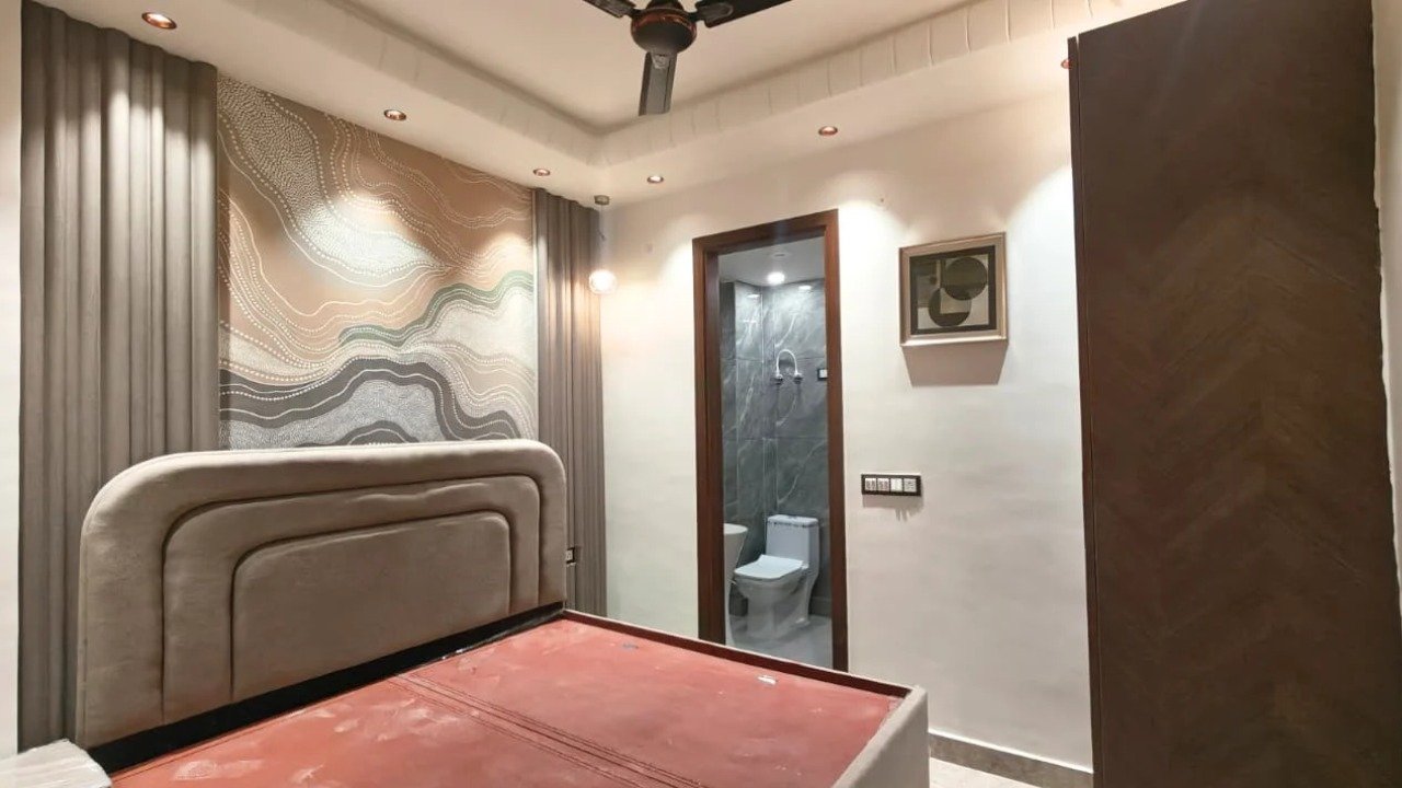 Affordable 2 BHK Residential Flat for Sale in West Delhi at ₹35 Lakhs - GURU MAHADEV REAL ESTATE thumbnail