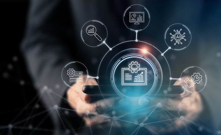 How Data Mesh and Data Fabric Help Enhance AI Readiness