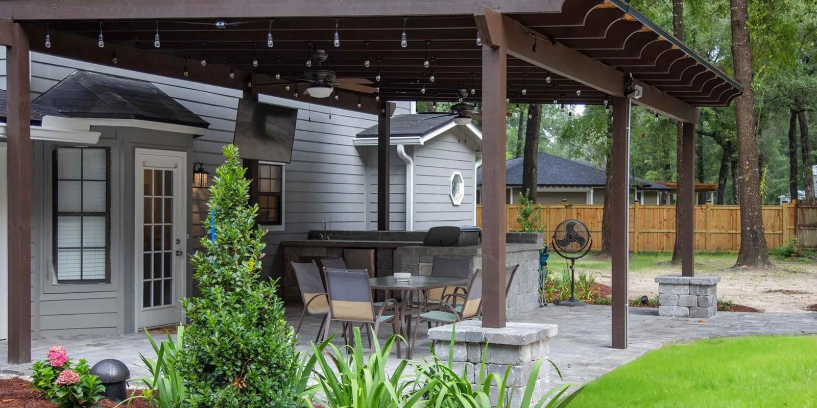 Could an Outdoor Kitchen Be the Missing Feature in Your Orange Park Backyard